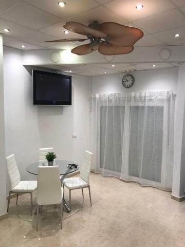 شقة Apartament Benalmadena Puerto Marina المظهر الخارجي الصورة