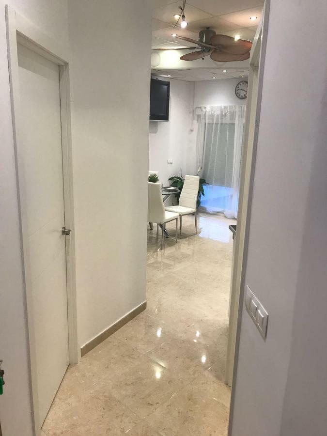 شقة Apartament Benalmadena Puerto Marina المظهر الخارجي الصورة